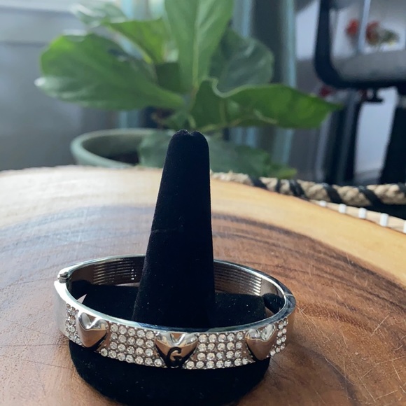 Silver Bangle Bracelet - Picture 1 of 3